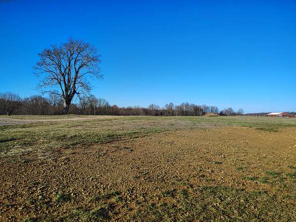 13.2 Acres of Land for Sale in Lafayette, Tennessee