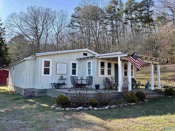 32 Acres of Recreational Land with Home for Sale in Valley Head, Alabama