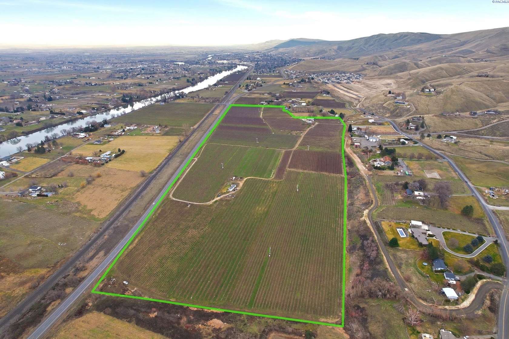 80.9 Acres of Agricultural & Residential Land for Sale in Prosser, Washington