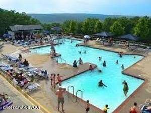 0.41 Acres of Residential Land for Sale in Bushkill, Pennsylvania