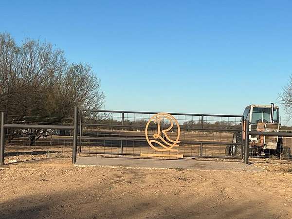 11 Acres of Land for Sale in Quemado, Texas