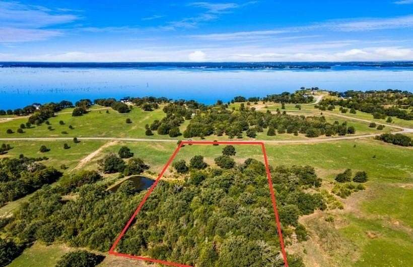 5 Acres of Residential Land for Sale in Streetman, Texas