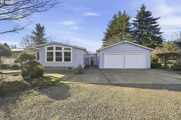 2 Acres of Residential Land with Home for Sale in Oregon City, Oregon