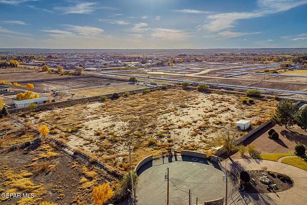 4 Acres of Residential Land for Sale in El Paso, Texas