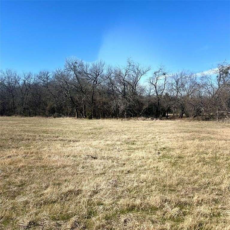 10 Acres of Land for Sale in Sulphur Springs, Texas