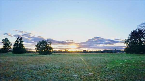 22.8 Acres of Recreational Land & Farm for Sale in Quitman, Texas