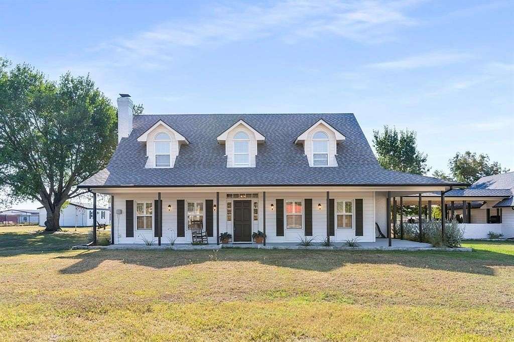 3.62 Acres of Residential Land with Home for Sale in Burleson, Texas