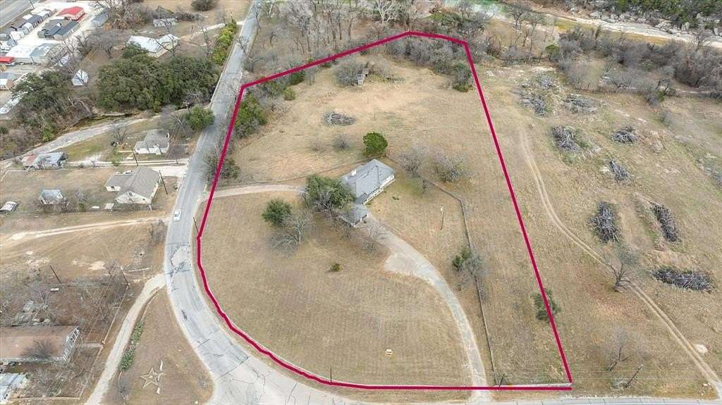 4.7 Acres of Residential Land for Sale in Glen Rose, Texas