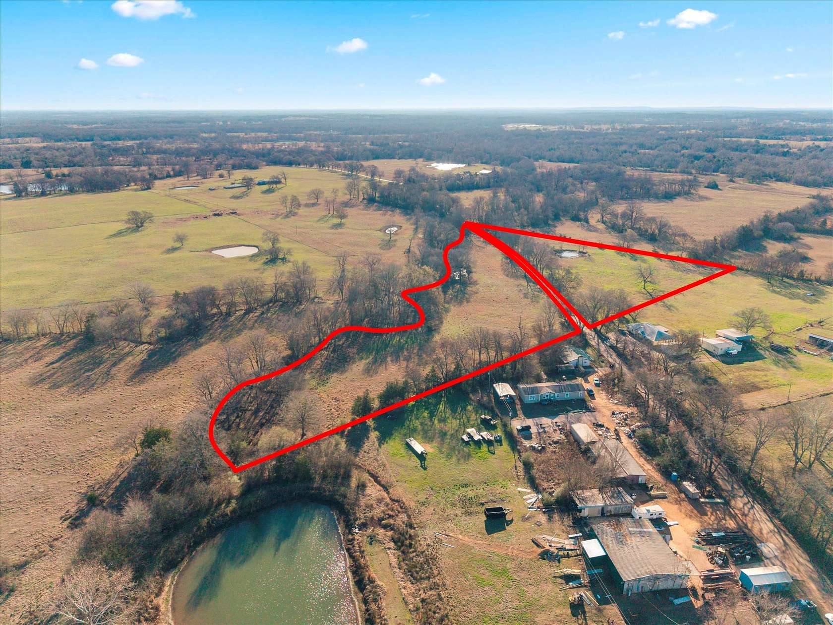 10 Acres of Recreational & Residential Land for Sale in Cookville, Texas