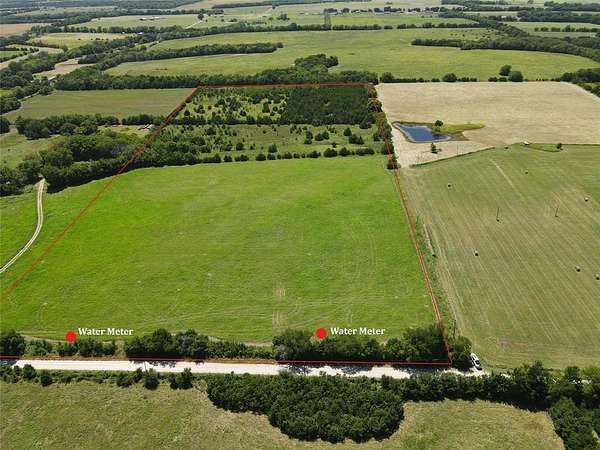 25.7 Acres of Land for Sale in Bonham, Texas