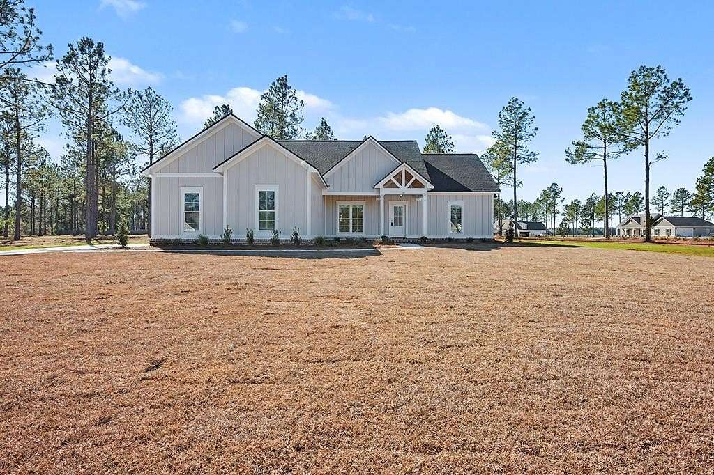 1.5 Acres of Residential Land with Home for Sale in Leesburg, Georgia
