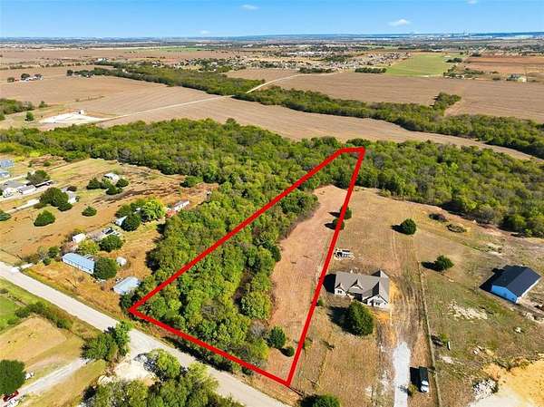 3 Acres of Residential Land for Sale in Alvarado, Texas