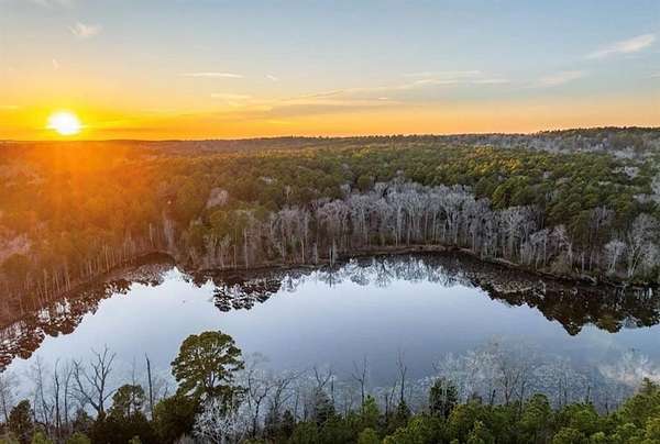 142 Acres of Recreational Land for Sale in Frankston, Texas