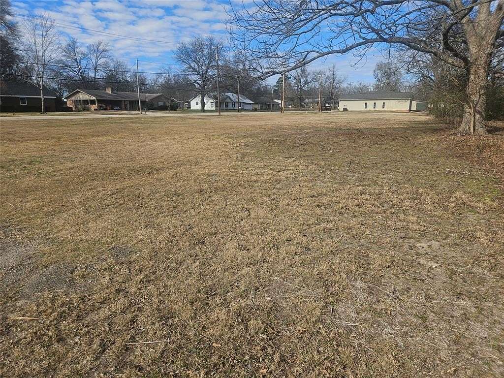 0.6 Acres of Land for Sale in Bogata, Texas