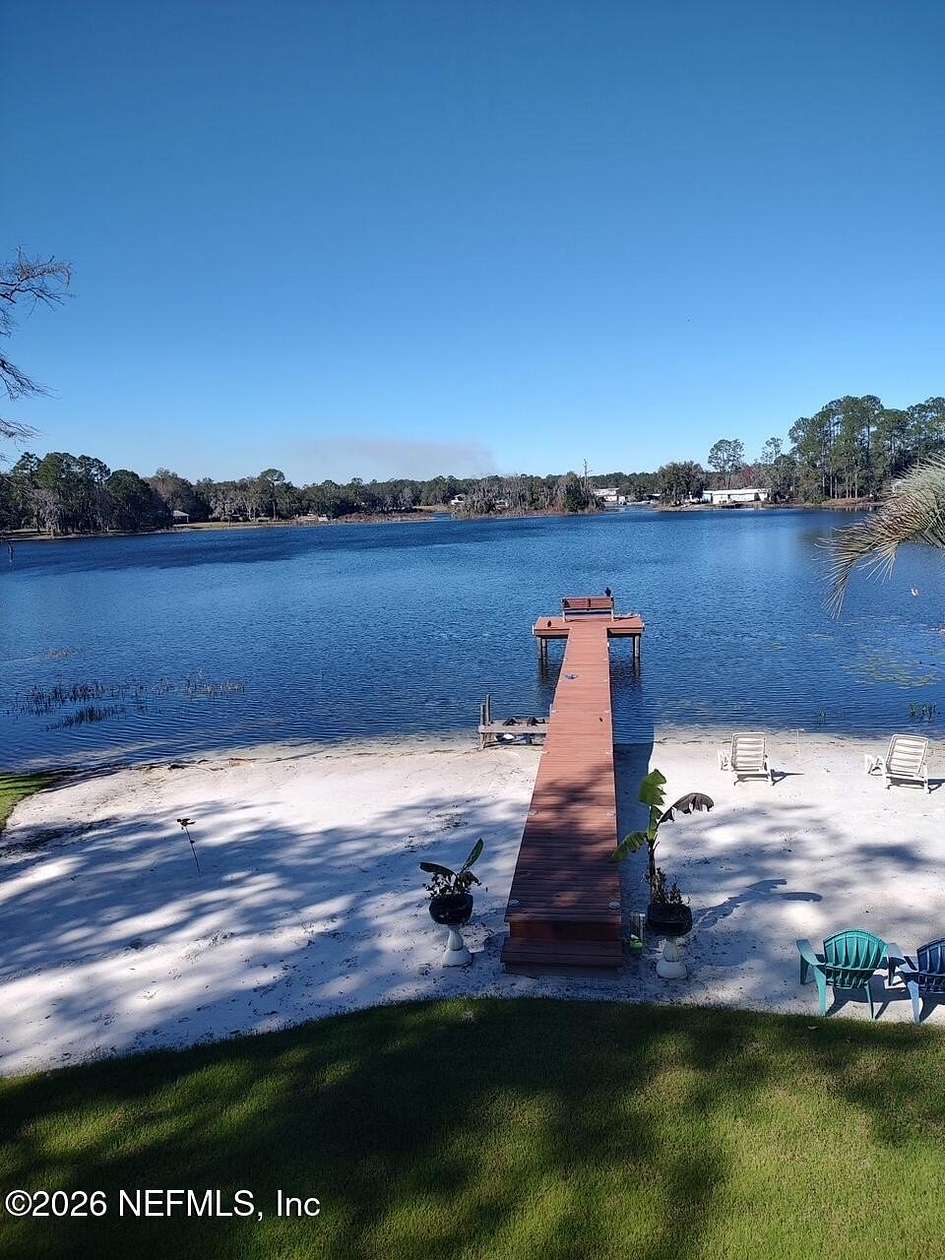 8.18 Acres of Residential Land with Home for Sale in Interlachen, Florida