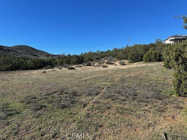 5.19 Acres of Land for Sale in Acton, California
