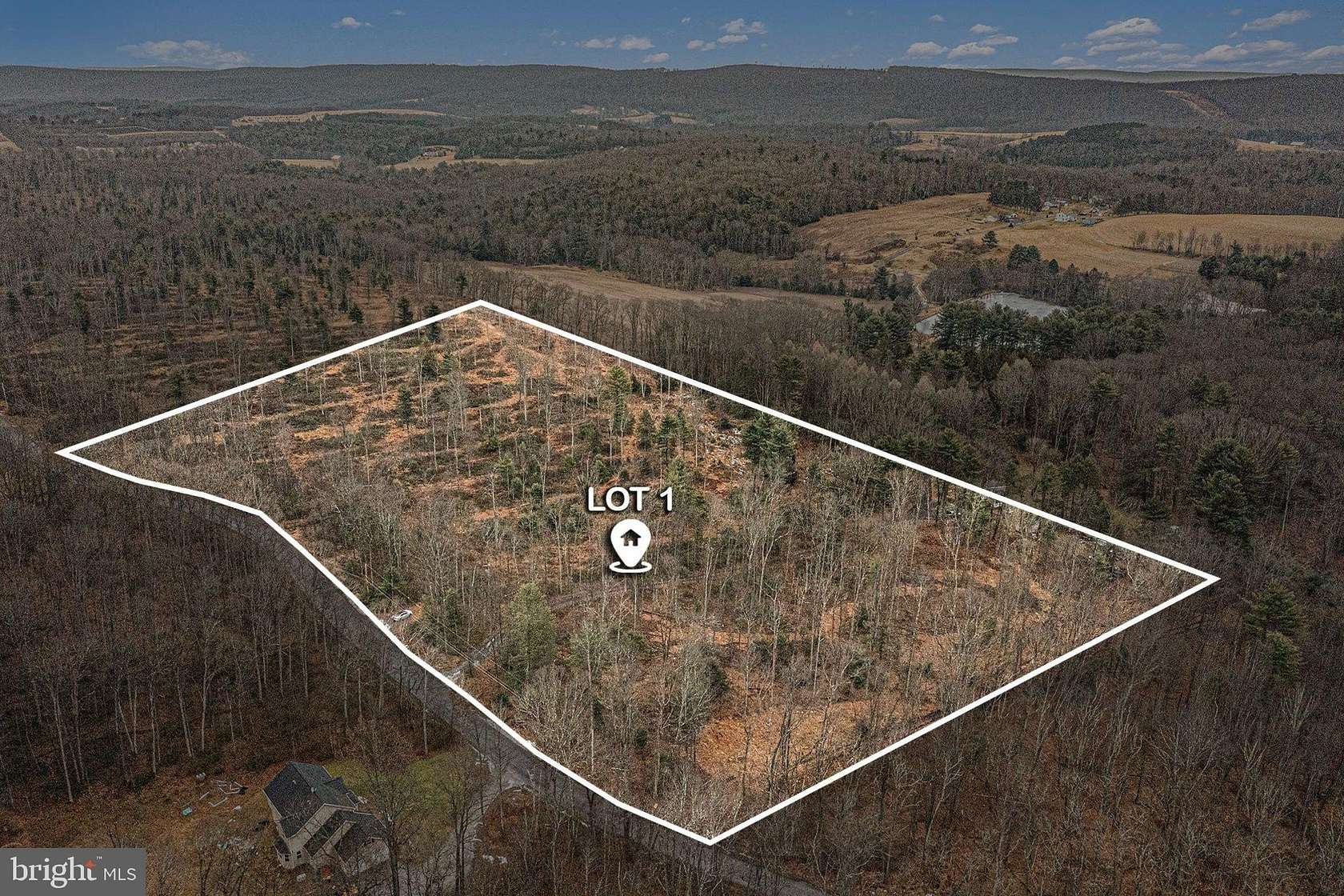 9.89 Acres of Residential Land for Sale in Barnesville, Pennsylvania