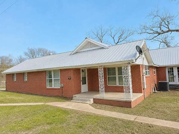 10.4 Acres of Land with Home for Sale in Hawkins, Texas