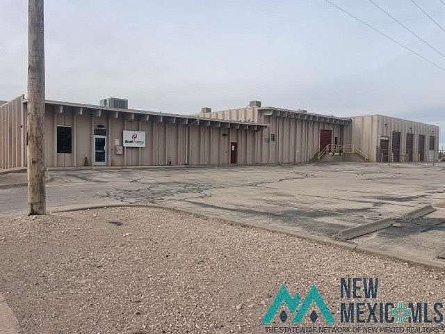 5 Acres of Improved Commercial Land for Sale in Hobbs, New Mexico