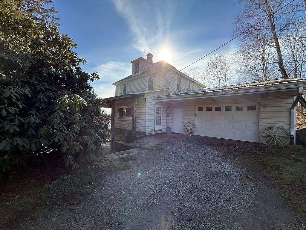 10 Acres of Residential Land with Home for Sale in Boswell, Pennsylvania