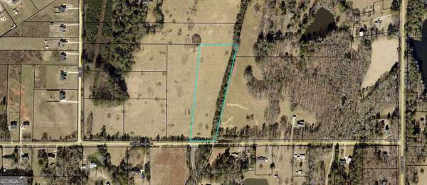 5.53 Acres of Residential Land with Home for Sale in Williamson, Georgia