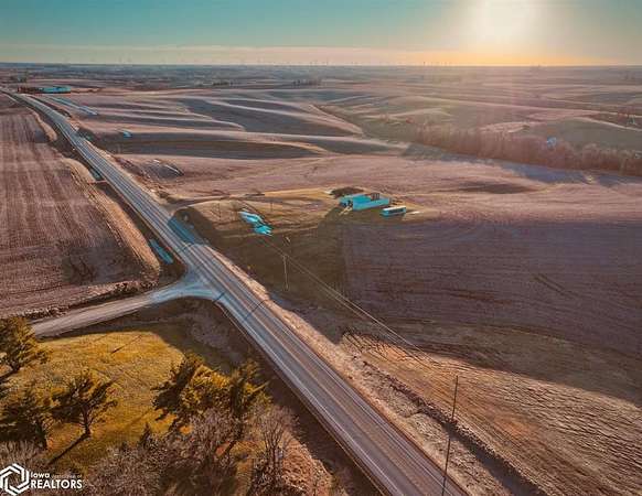 158 Acres of Agricultural Land for Sale in Marshalltown, Iowa
