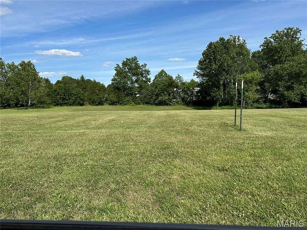 1.26 Acres of Residential Land for Sale in Steeleville, Illinois