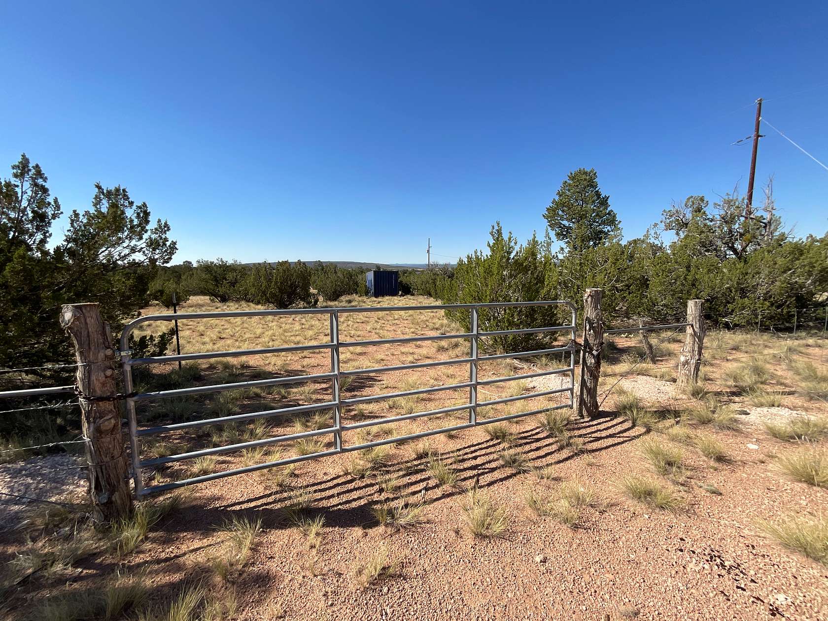 1.37 Acres of Residential Land for Sale in Seligman, Arizona