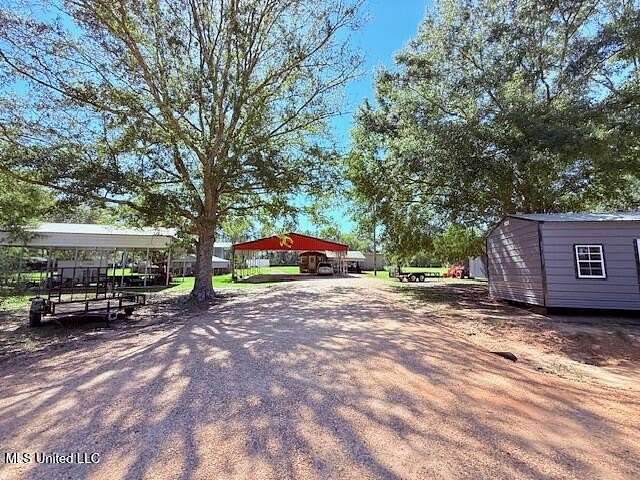 5.56 Acres of Residential Land for Sale in Tylertown, Mississippi