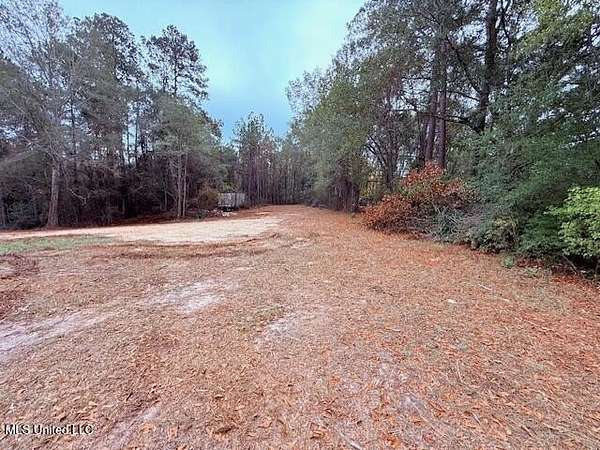 1.3 Acres of Residential Land for Sale in Tylertown, Mississippi
