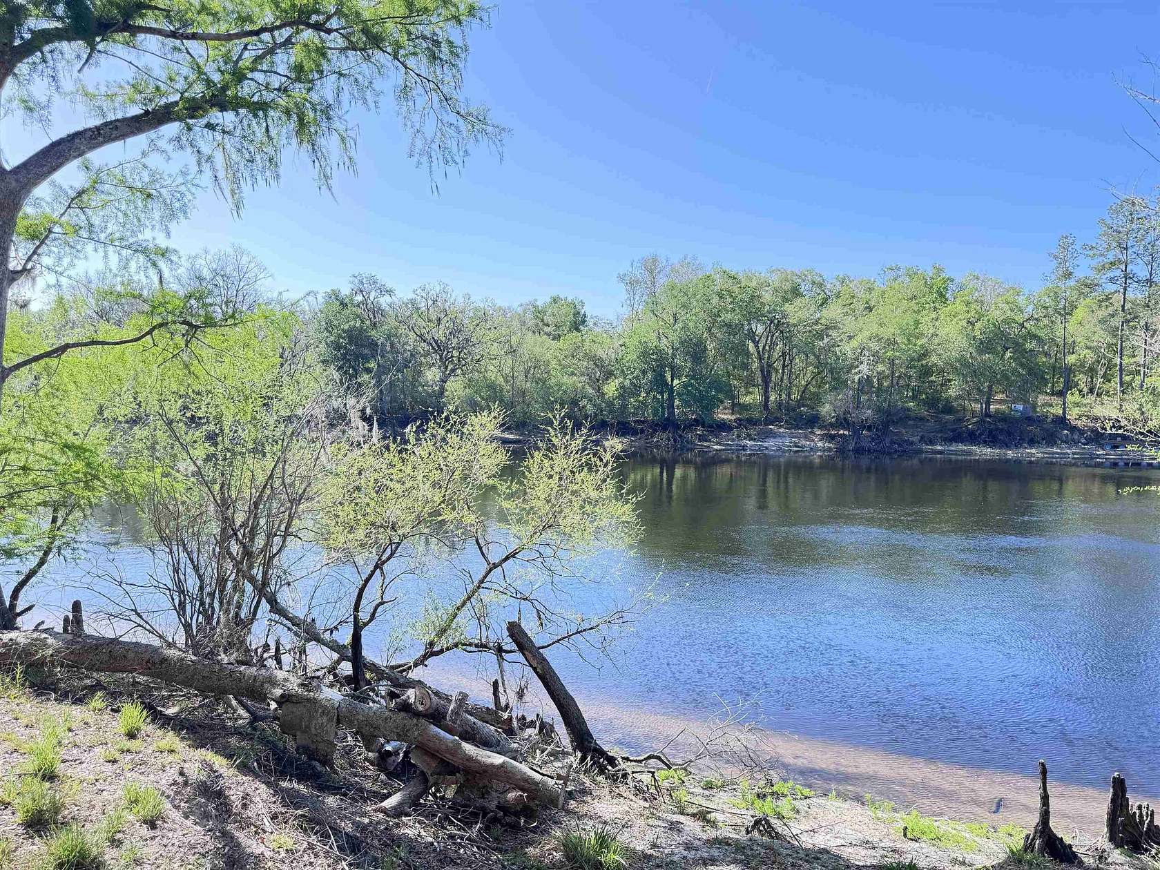 1.72 Acres of Land for Sale in Branford, Florida