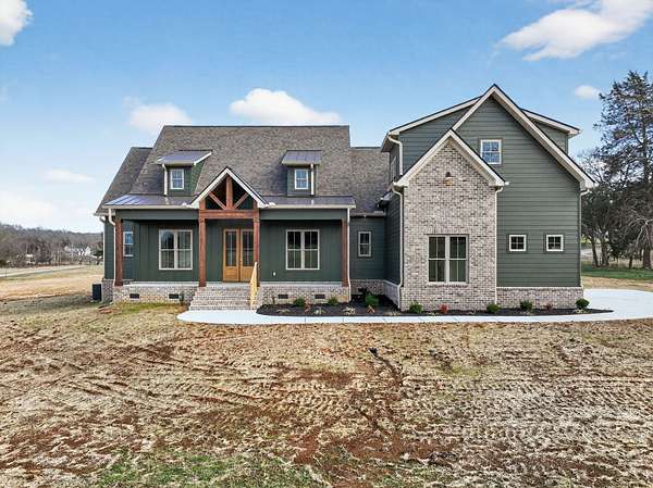 5 Acres of Residential Land with Home for Sale in Lebanon, Tennessee