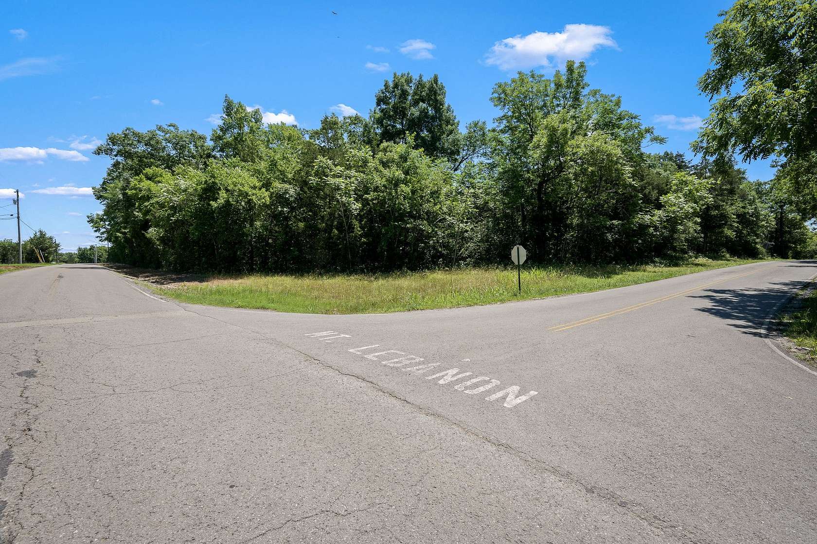 8 Acres of Land for Sale in Shelbyville, Tennessee