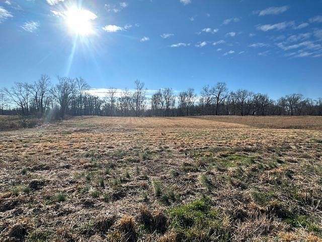 1.23 Acres of Residential Land for Sale in Savannah, Tennessee