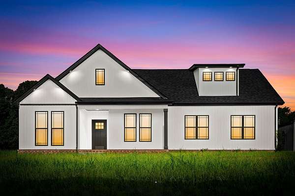 1.64 Acres of Residential Land with Home for Sale in Clarksville, Tennessee