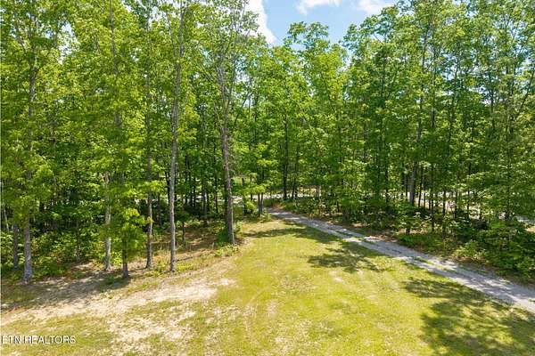 5 Acres of Residential Land for Sale in Monterey, Tennessee