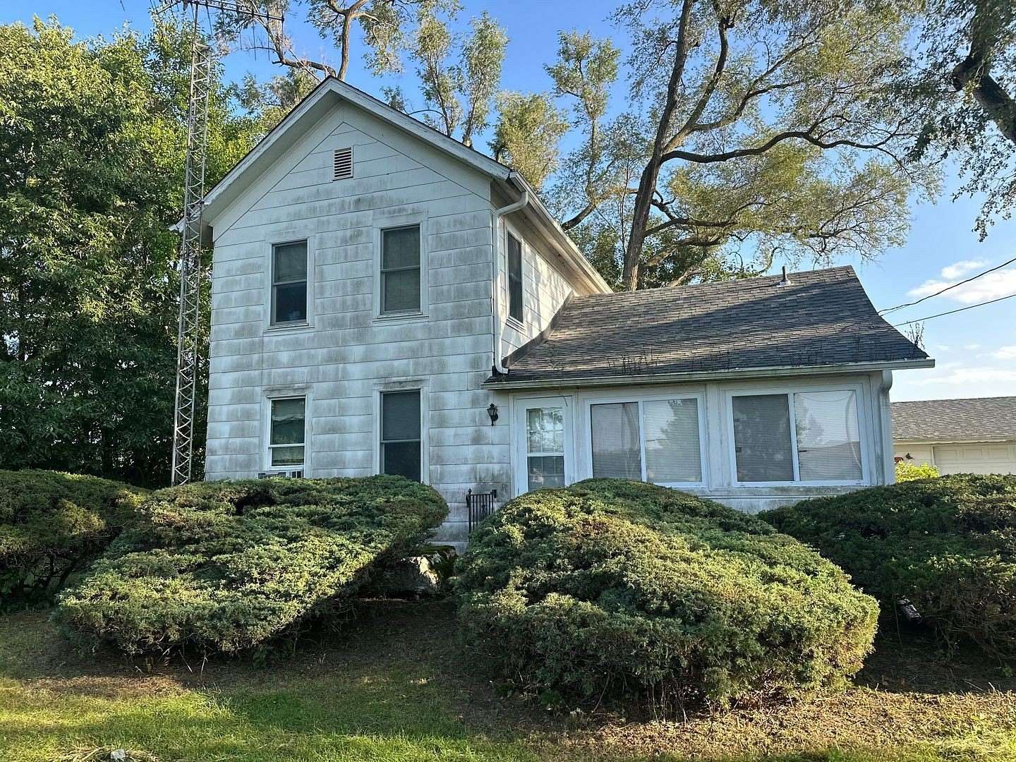 1.84 Acres of Residential Land with Home for Sale in Morris, Illinois