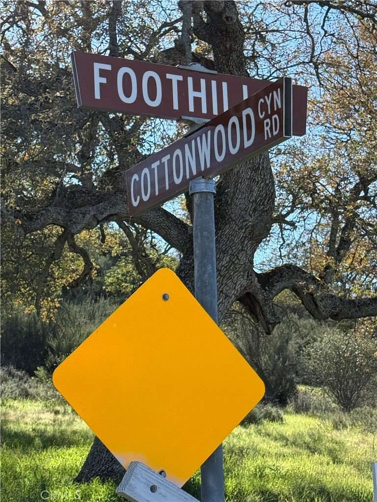 320 Acres of Land for Sale in Cuyama, California