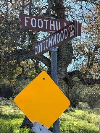 320 Acres of Land for Sale in Cuyama, California