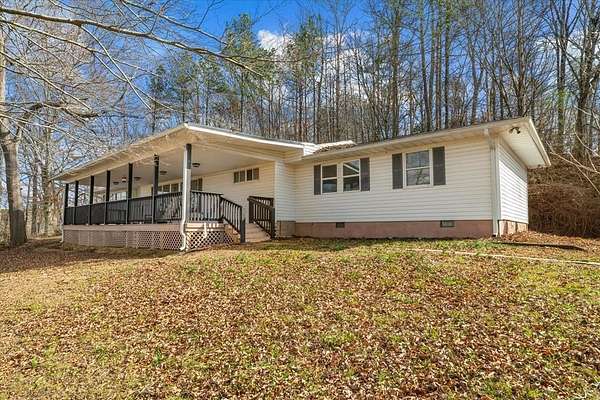 2.43 Acres of Residential Land with Home for Sale in Dalton, Georgia