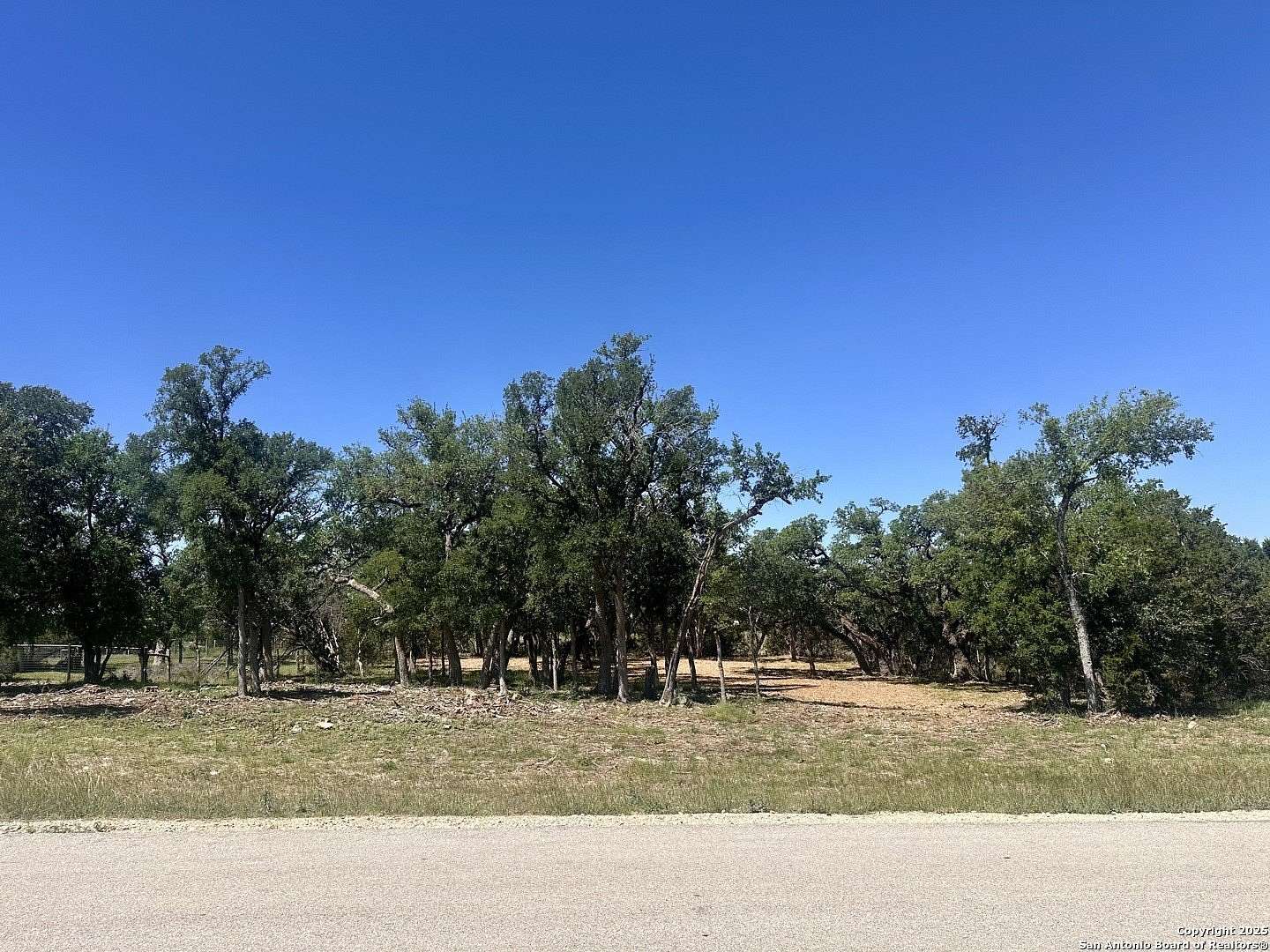 1 Acre of Residential Land for Sale in New Braunfels, Texas