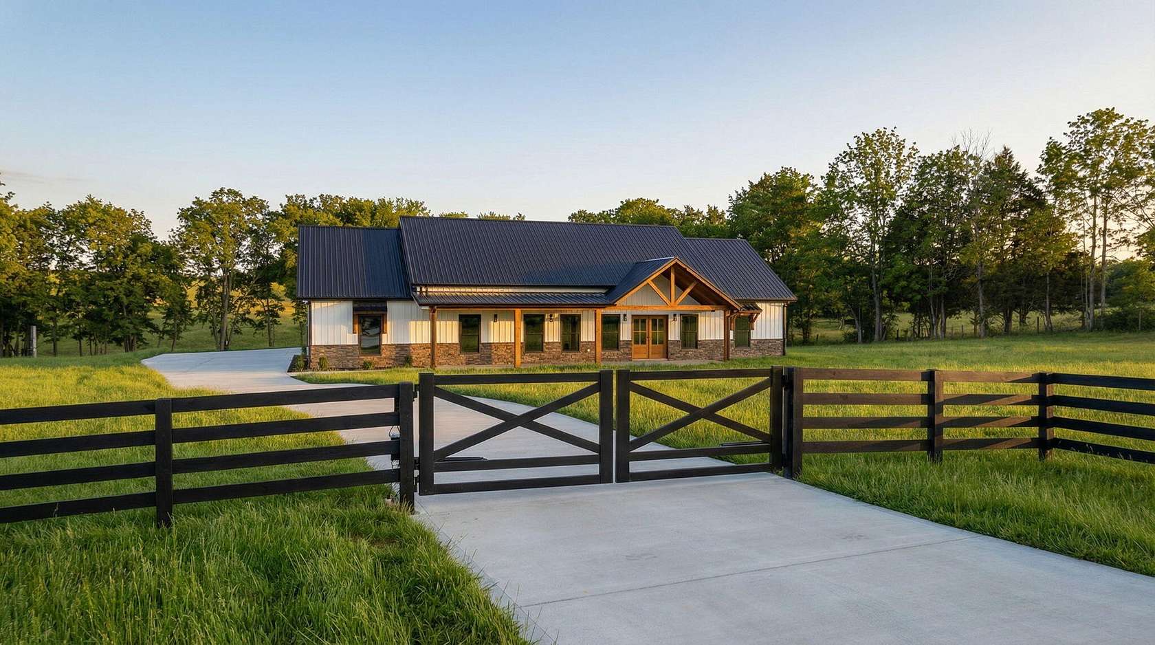 2 Acres of Residential Land with Home for Sale in Talbott, Tennessee