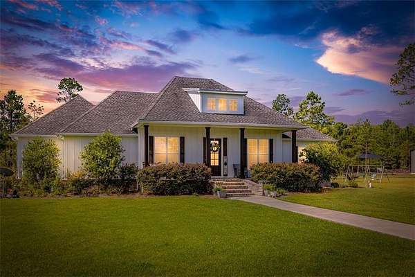 4.5 Acres of Residential Land with Home for Sale in Brunswick, Georgia