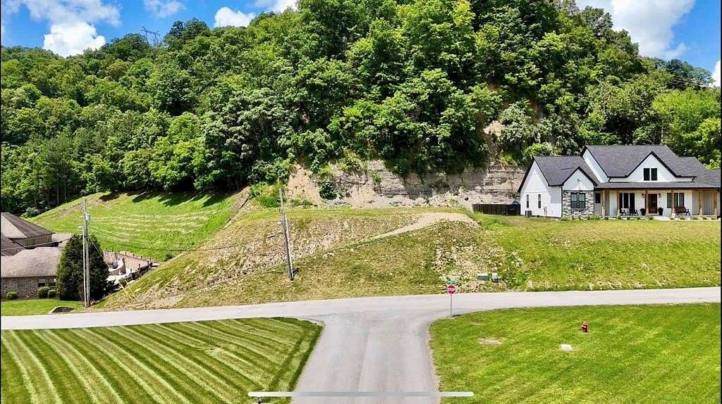 0.62 Acres of Residential Land for Sale in Pikeville, Kentucky