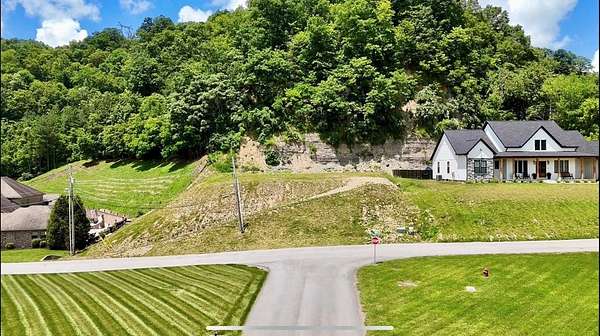 0.62 Acres of Residential Land for Sale in Pikeville, Kentucky