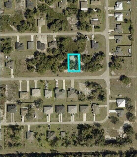 Residential Land for Sale in Lehigh Acres, Florida