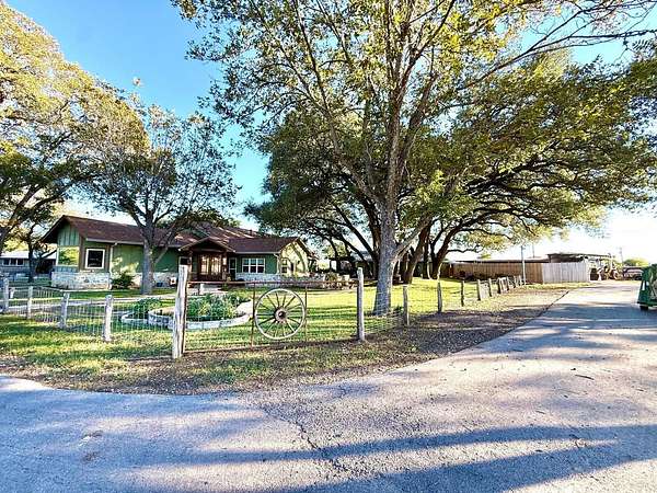 15 Acres of Land with Home for Sale in San Antonio, Texas