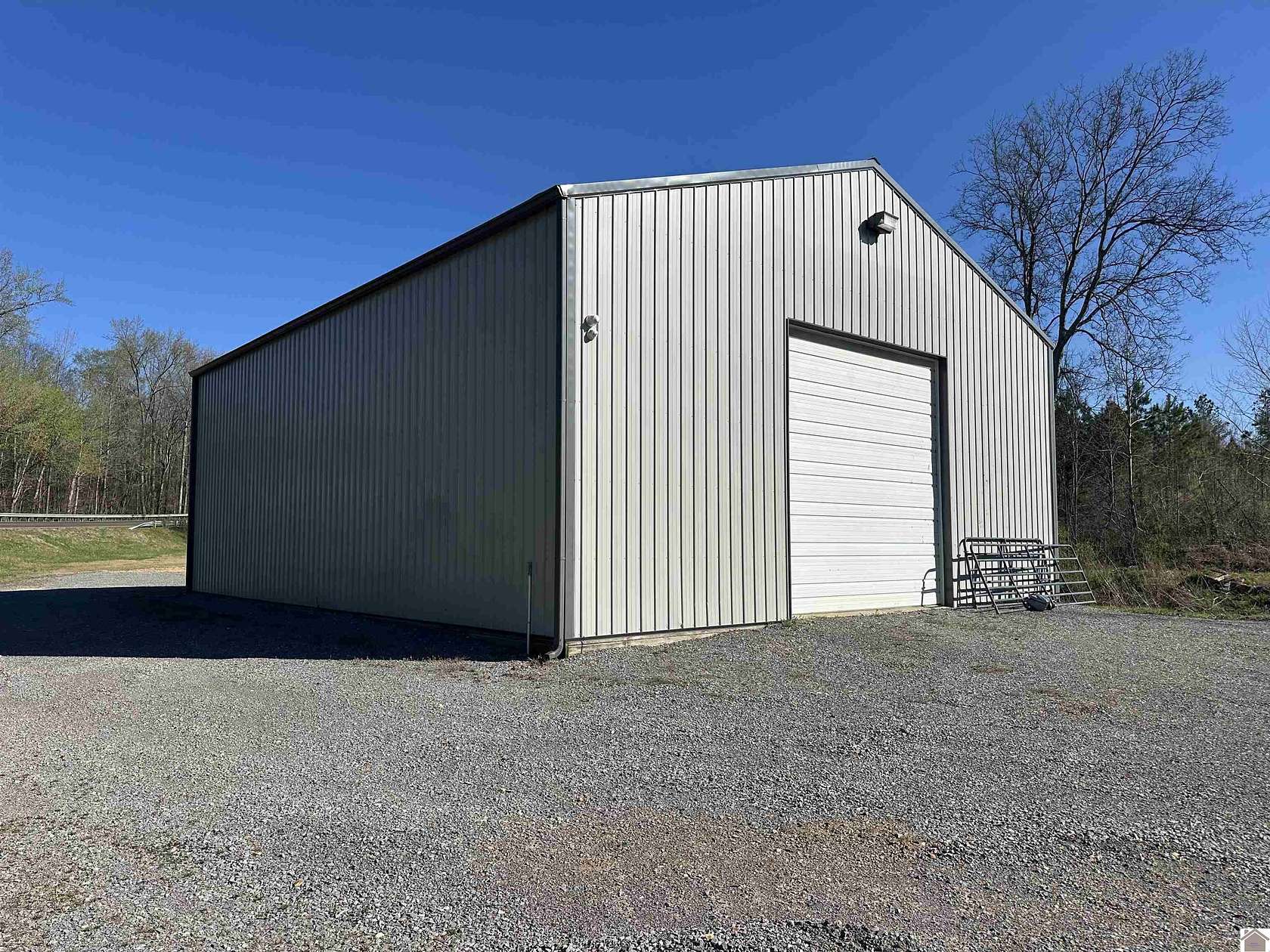27 Acres of Land for Sale in New Concord, Kentucky