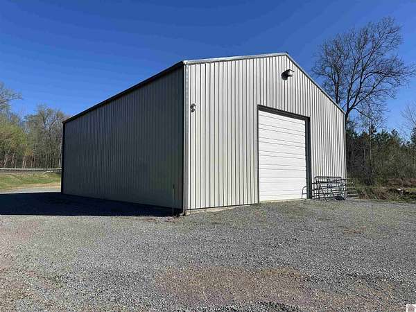 27 Acres of Land for Sale in New Concord, Kentucky