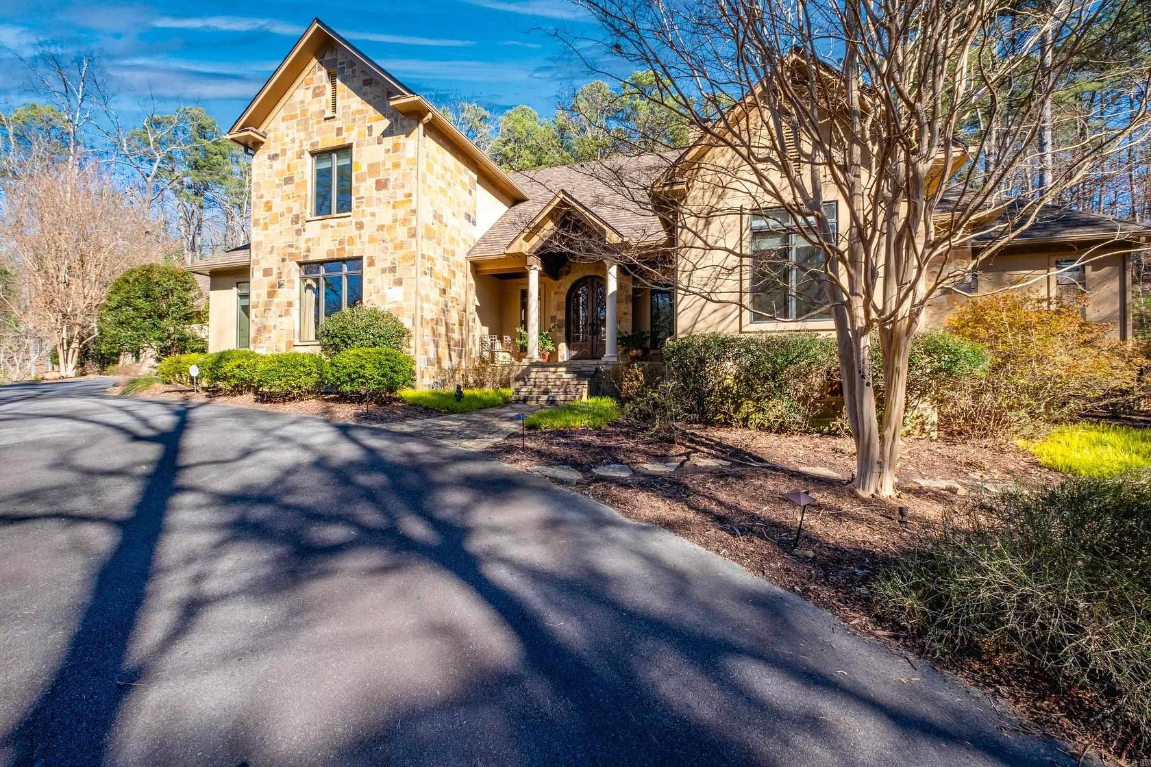 5 Acres of Residential Land with Home for Sale in Little Rock, Arkansas